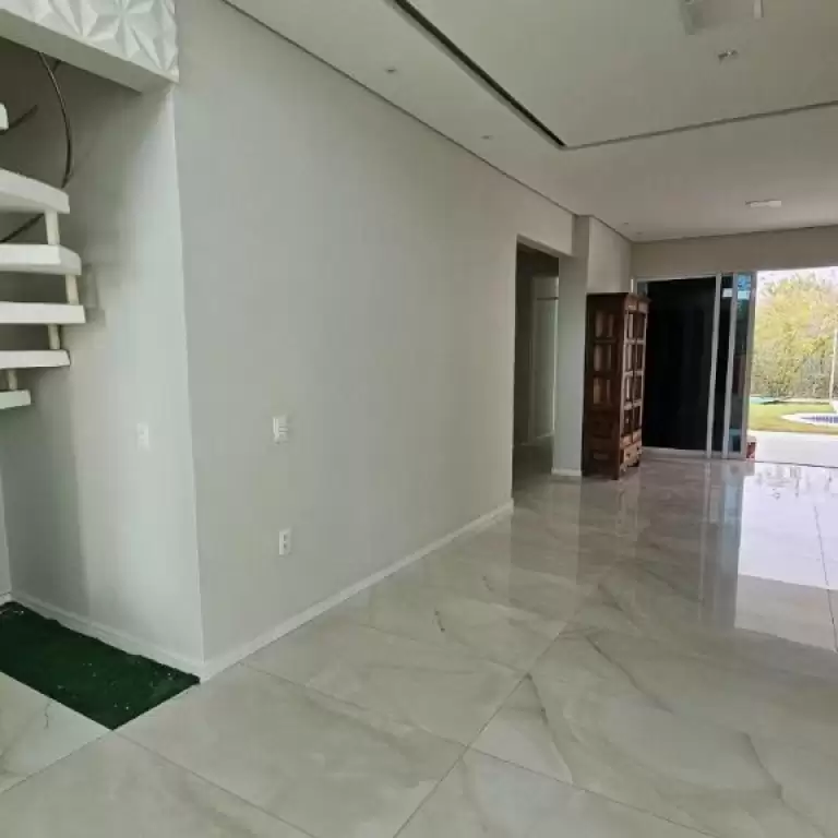 Imóvel em Cidade Alpha