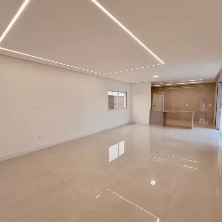 Imóvel em Cidade Alpha