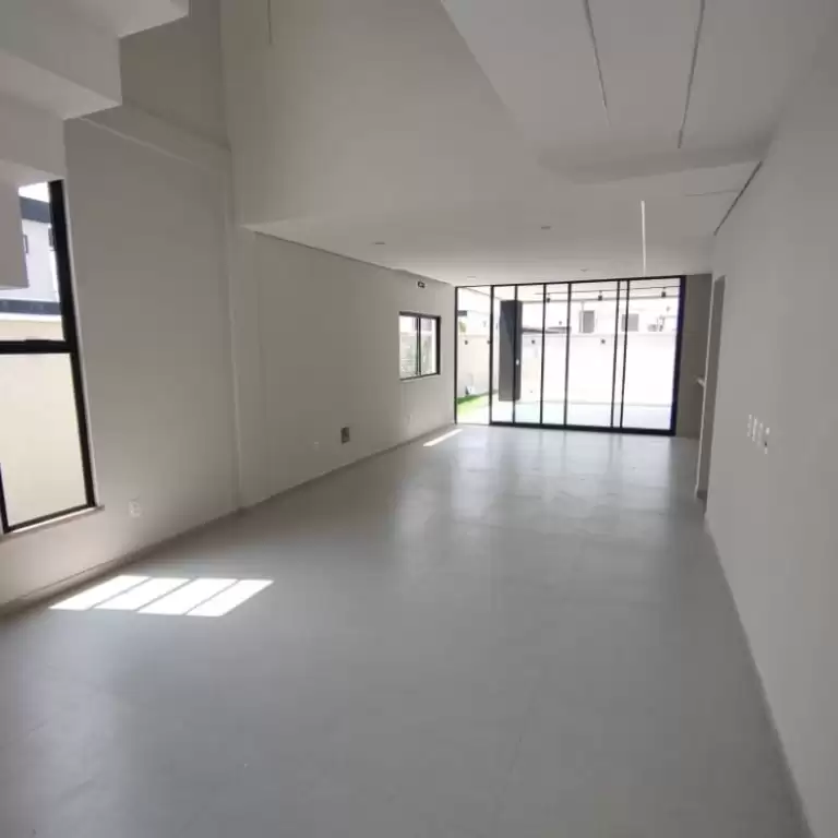 Imóvel em Cidade Alpha