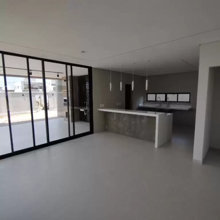 Imóvel em Cidade Alpha