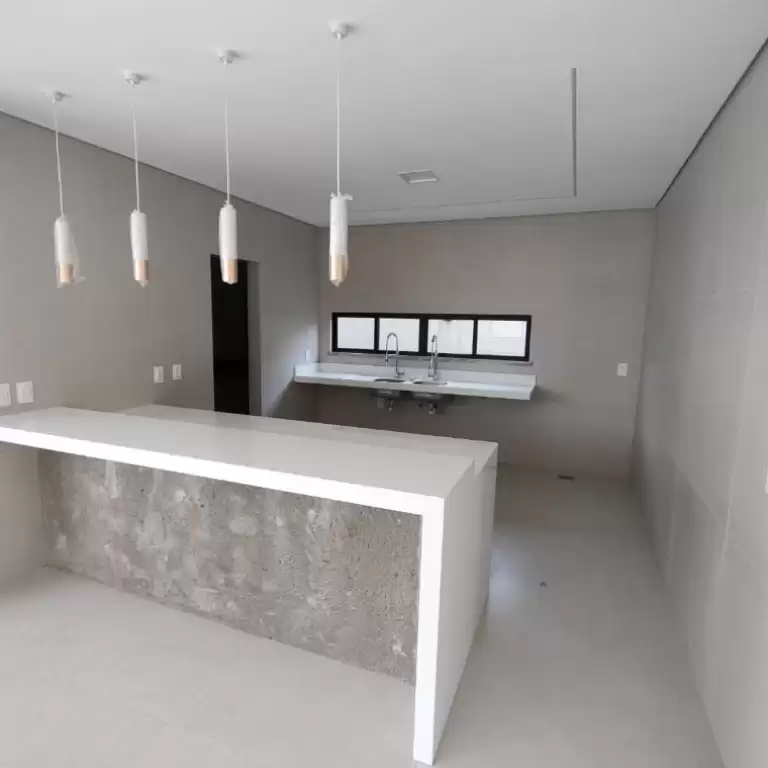 Imóvel em Cidade Alpha