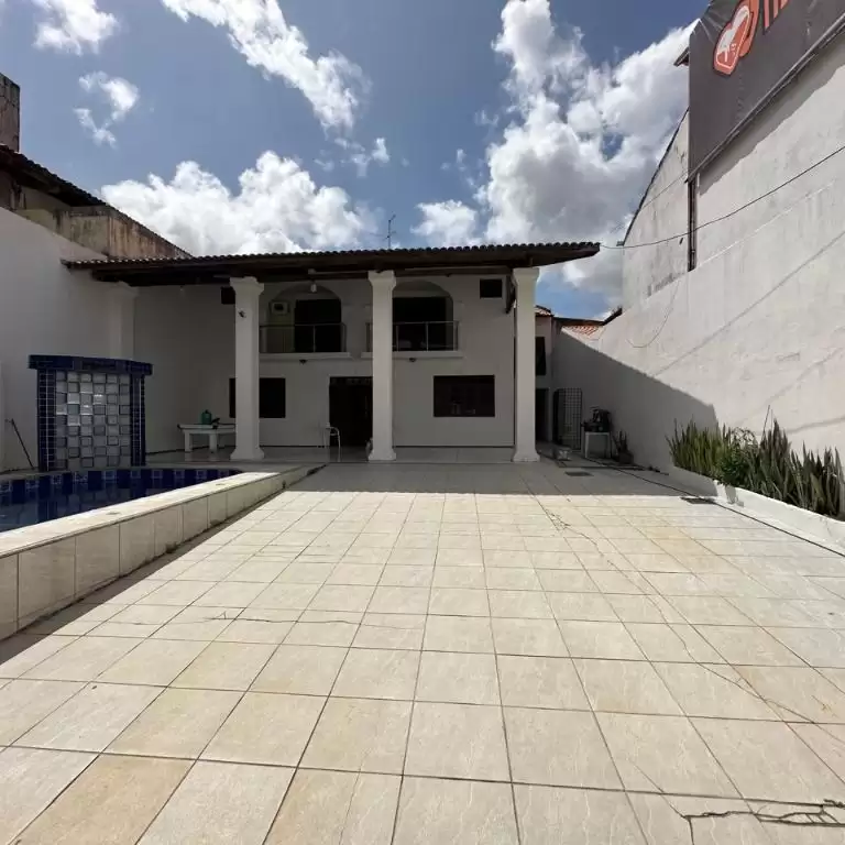 Imóvel em Parque Manibura