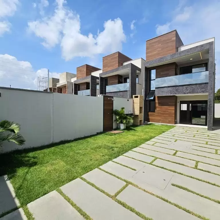 Imóvel em Encantada