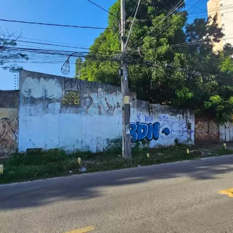 Imóvel em Engenheiro Luciano Cavalcante