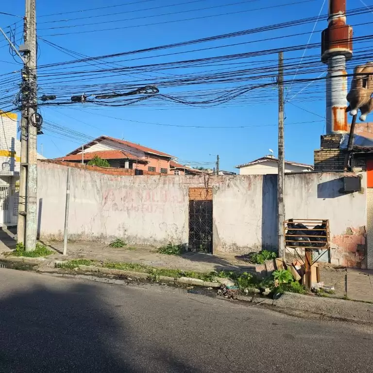 Imóvel em Lagoa Sapiranga (Coité)