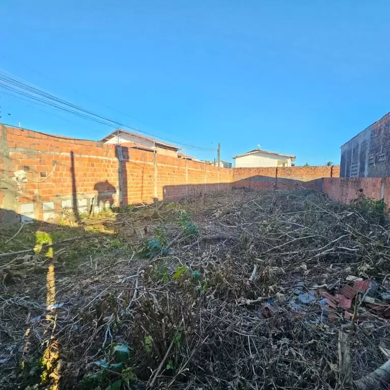 Imóvel em Lagoa Sapiranga (Coité)