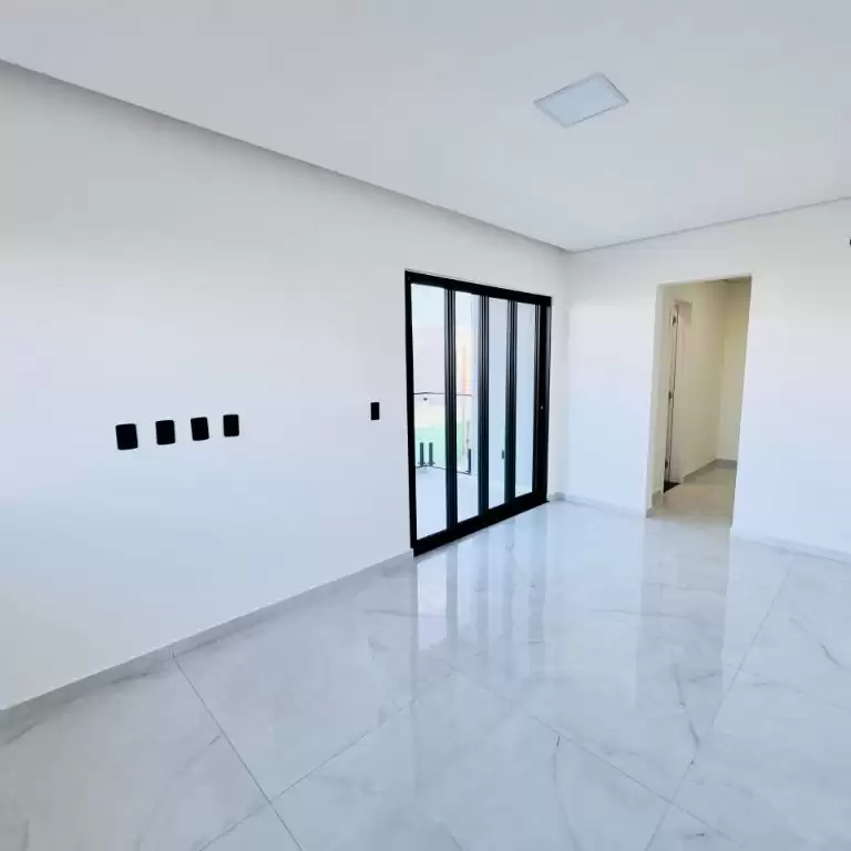 Imóvel em Cidade Alpha