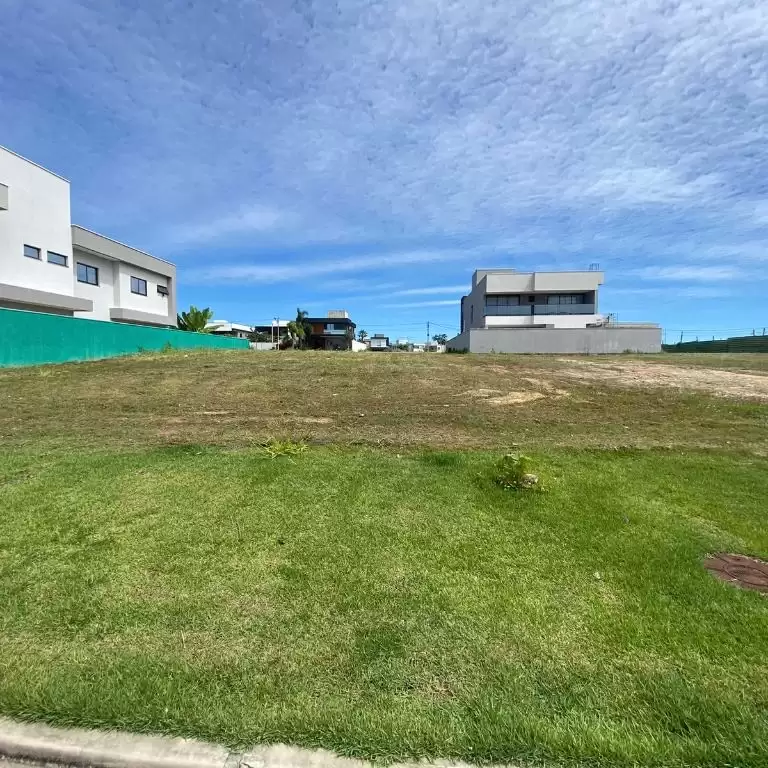 Imóvel em Cidade Alpha