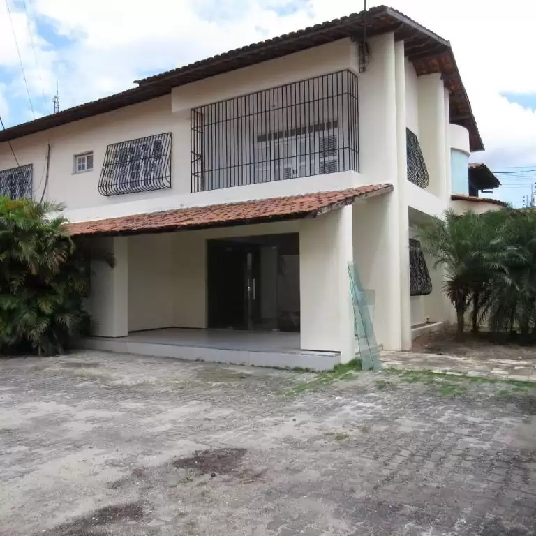 Imóvel em Edson Queiroz