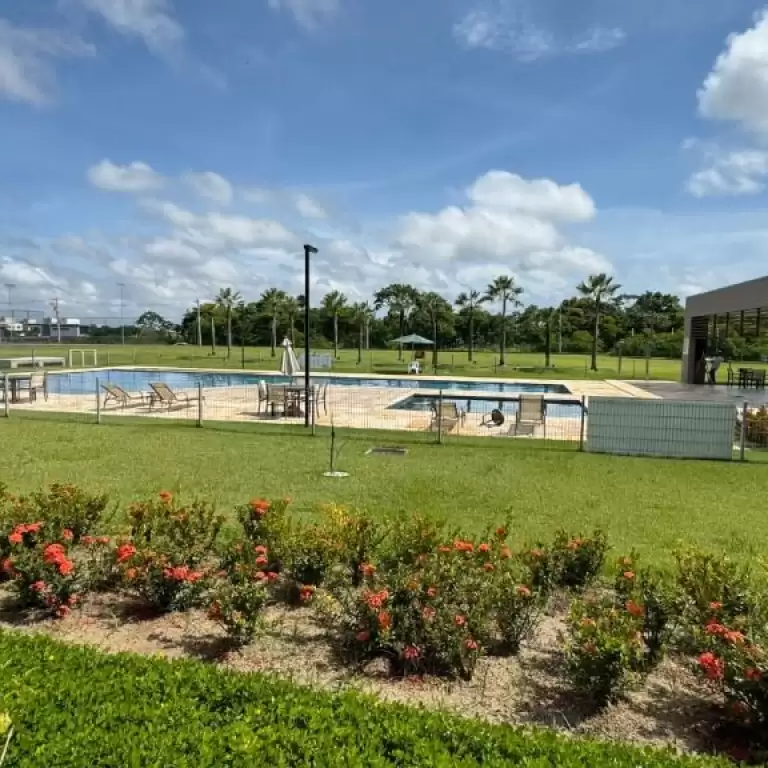 Imóvel em Cidade Alpha, Eusébio