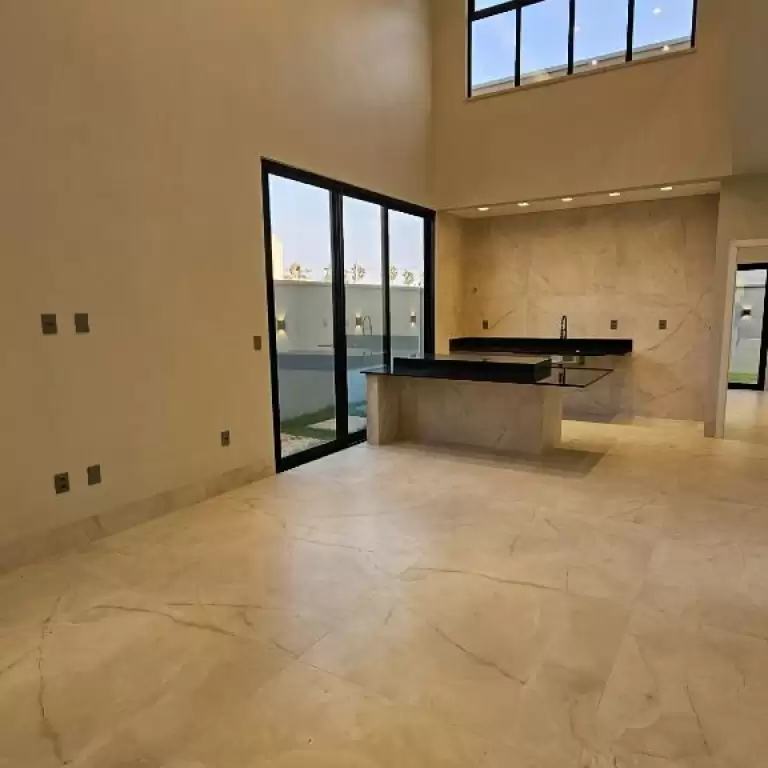 Imóvel em Cidade Alpha