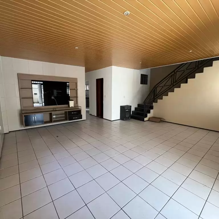 Imóvel em Cidade dos Funcionários