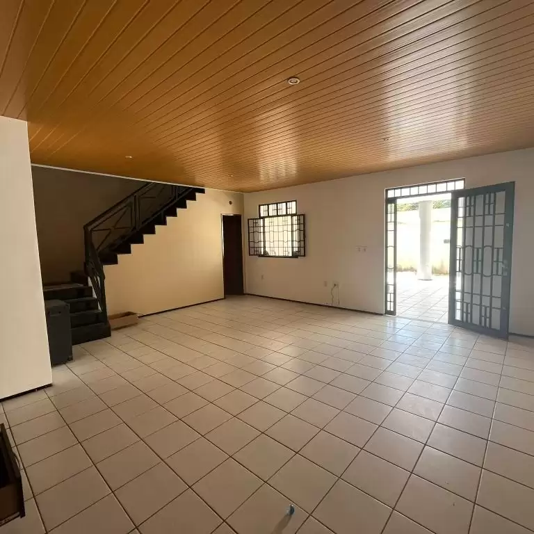 Imóvel em Cidade dos Funcionários