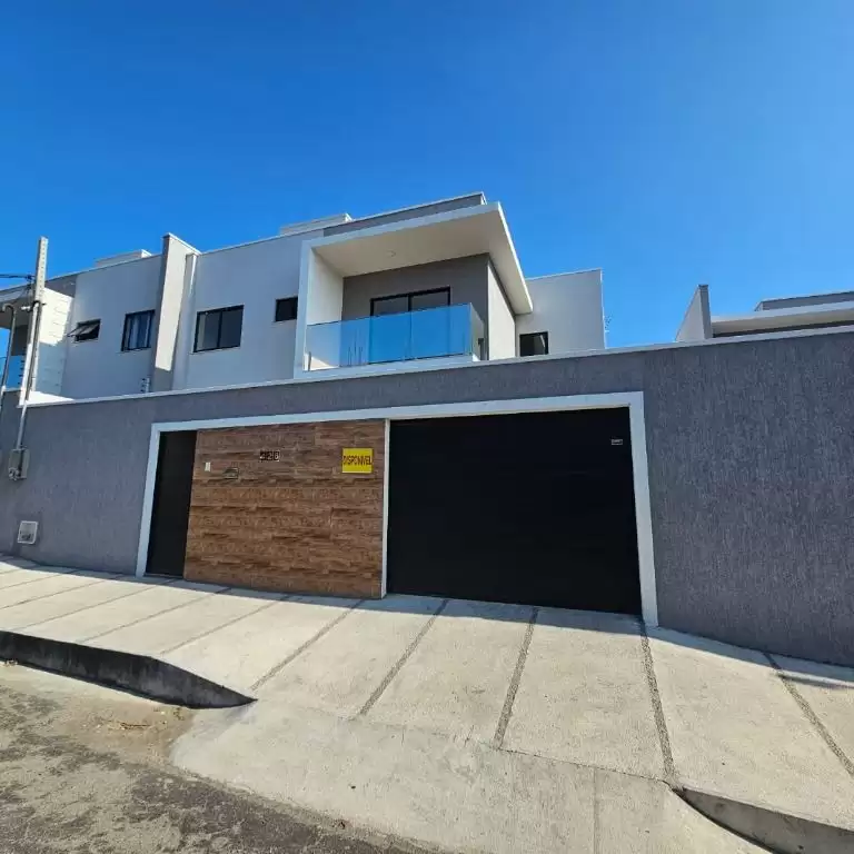 Imóvel em Edson Queiroz