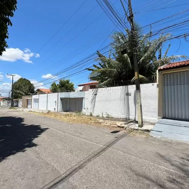 Imóvel em Cidade dos Funcionários