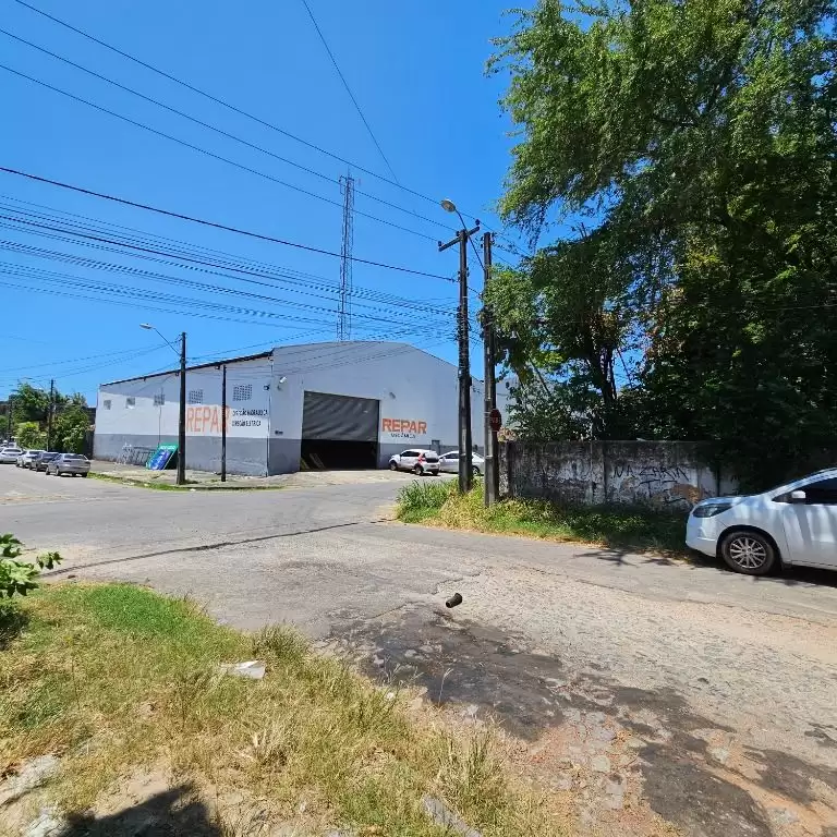 Imóvel em Cajazeiras