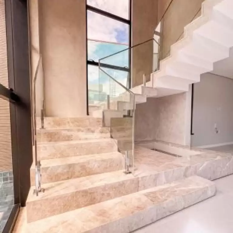 Imóvel em Cidade Alpha