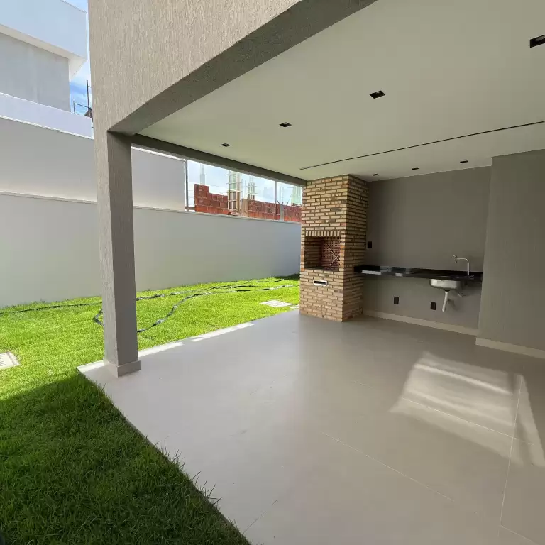 Imóvel em Cidade Alpha