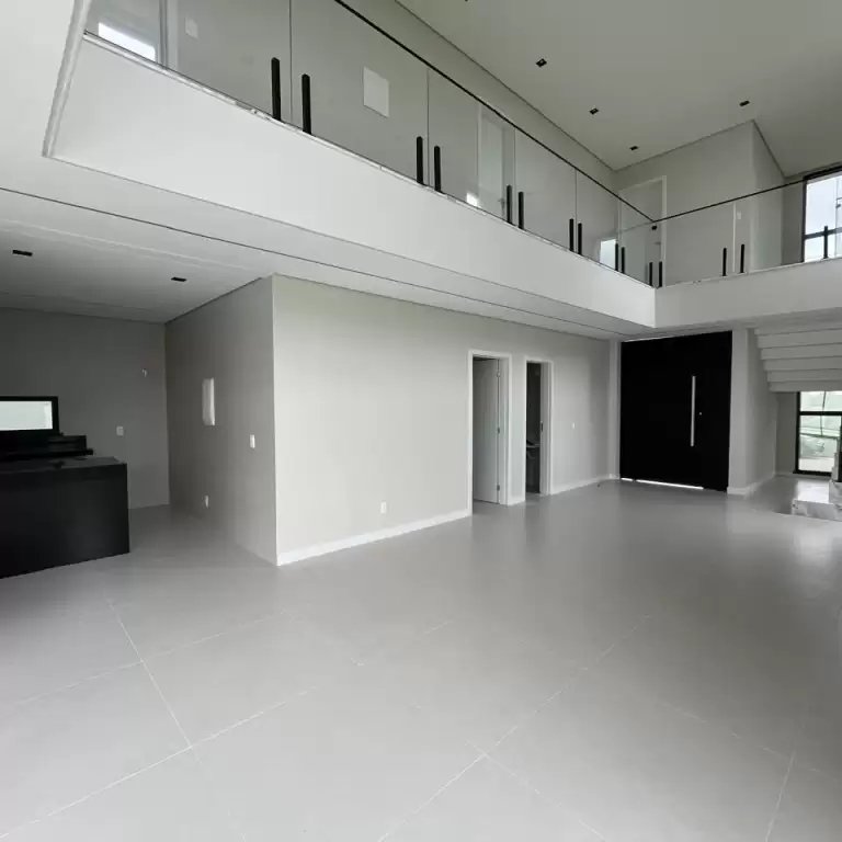 Imóvel em Cidade Alpha