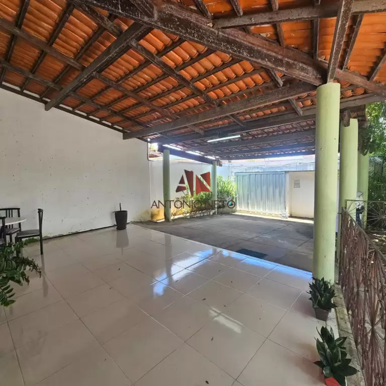 Imóvel em Lagoa Redonda