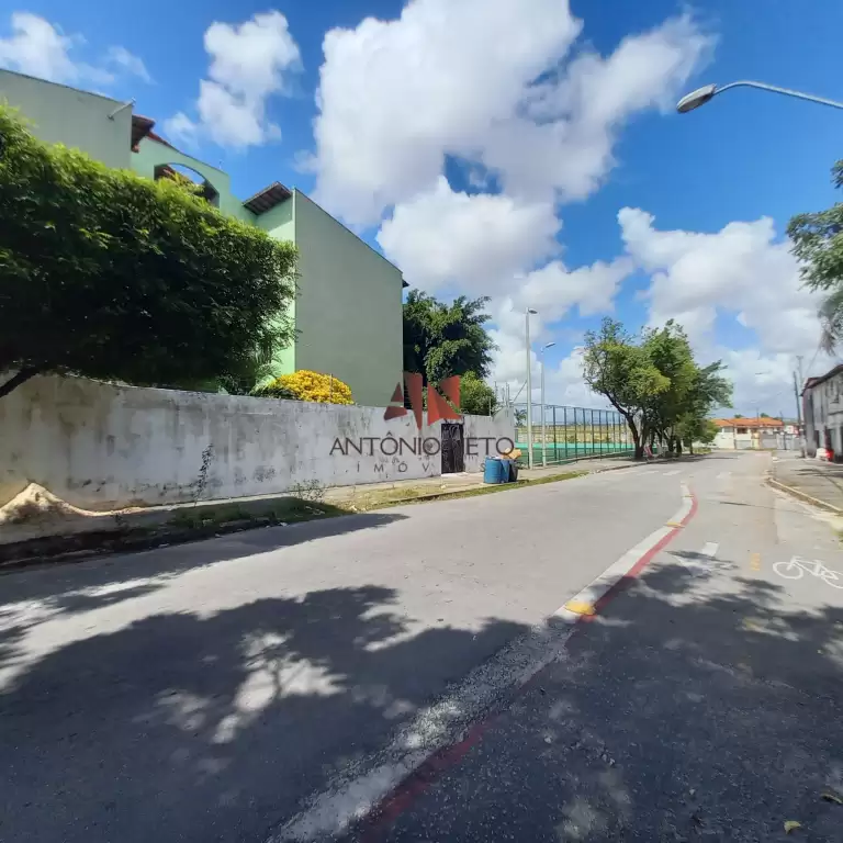 Imóvel em Parangaba