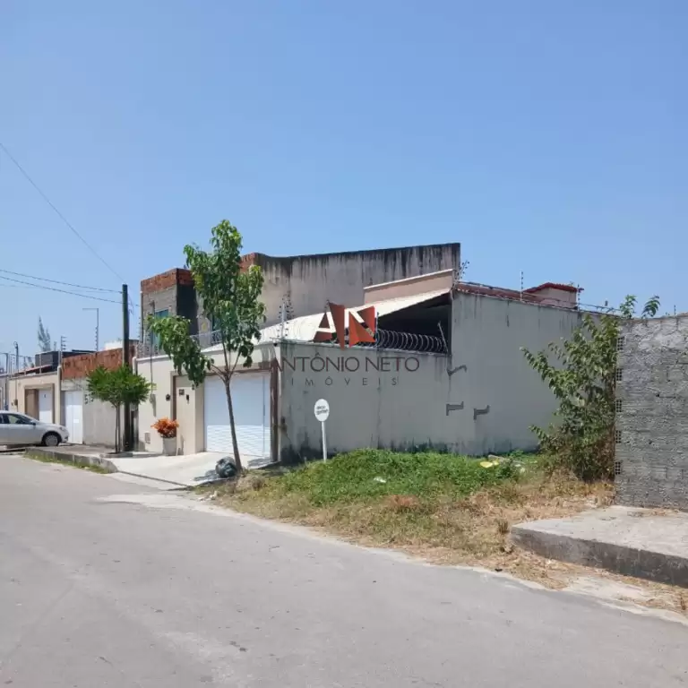 Imóvel em Messejana